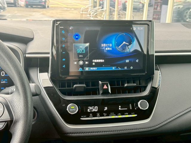 IKEY.ABS.盲點.SRS.循跡.摸門.定速.車偏.ACC.鋁圈.恆溫.  第18張相片