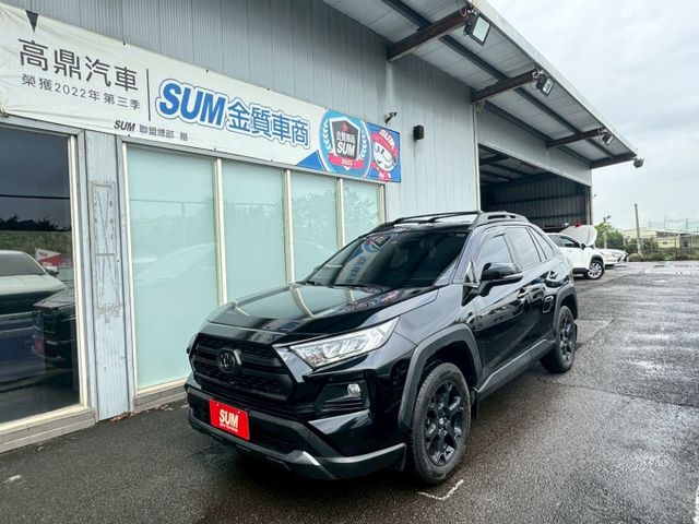 IKEY.ABS.SRS.電尾門.盲點.換撥.衛導.循跡.摸門.定速.車偏.ACC.環景.恆溫.電座椅.鋁圈  第1張相片