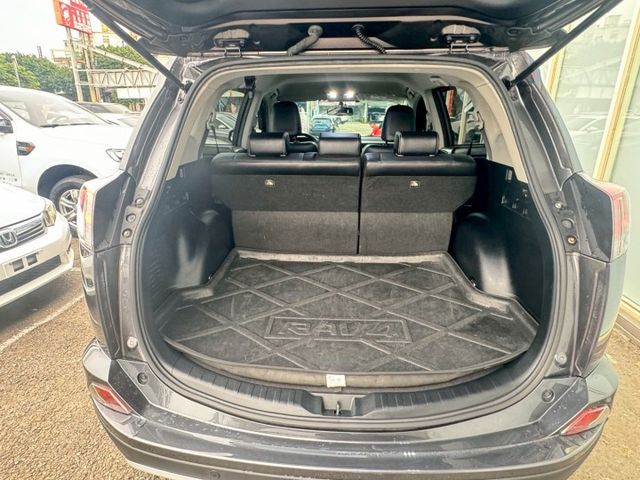 RAV4  第7張相片