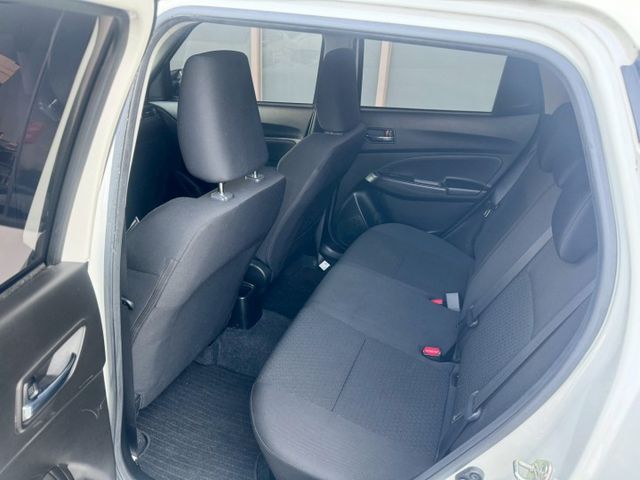 IKEY.恆溫.ABS.SRS.ACC.換撥.定速.車偏.循跡.盲點.鋁圈  第18張相片