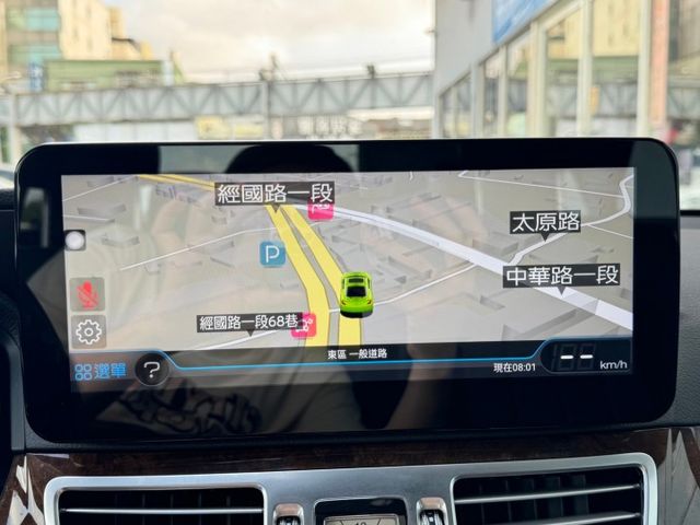 總代理.Elegance.4摸門.恆溫.天窗.腳踏尾門.定速.安卓.倒車.前後行錄  第10張相片