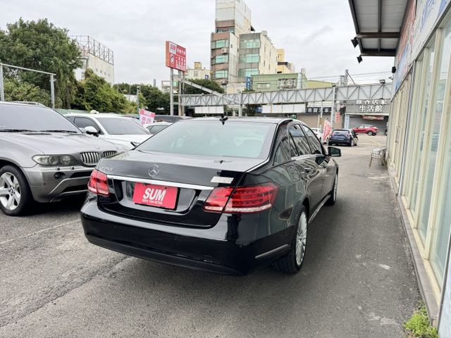 總代理.Elegance.4摸門.恆溫.天窗.腳踏尾門.定速.安卓.倒車.前後行錄  第19張相片