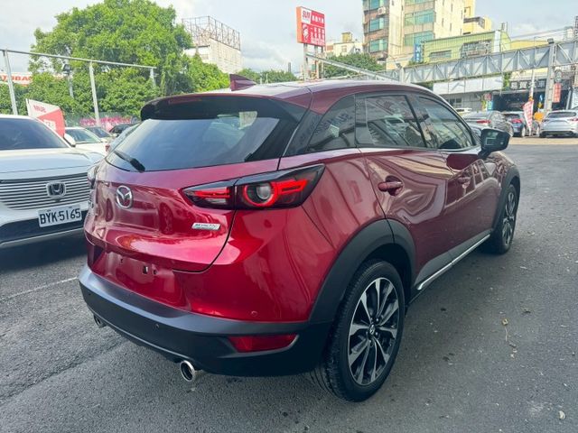 IKEY.恆溫.ABS.SRS.ACC.定速.車偏.循跡.盲點.鋁圈.衛導  第4張相片