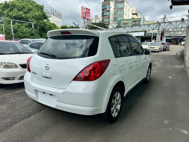 TIIDA 5D  第4張相片
