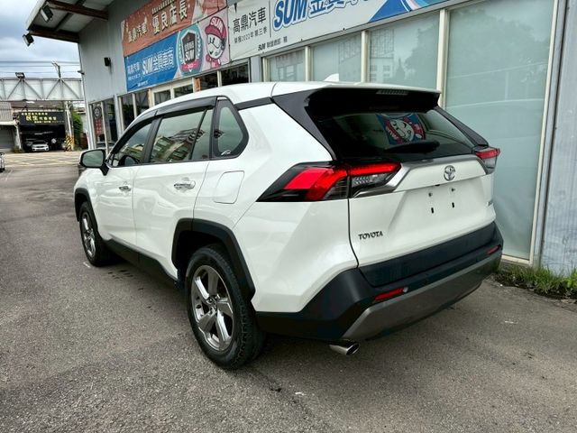IKEY.ABS.SRS.盲點.衛導.循跡.摸門.定速.車偏.ACC.恆溫.電座椅.鋁圈  第5張相片