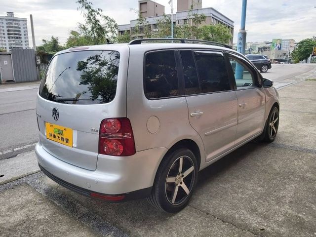 VOLKSWAGEN福斯 TOURAN  第4張相片