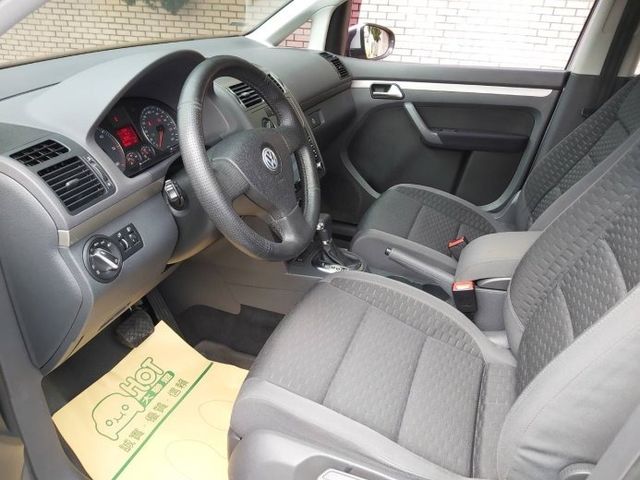 VOLKSWAGEN福斯 TOURAN  第7張相片