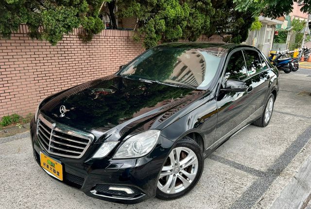 M-BENZ賓士 E300  第1張相片