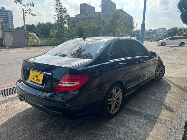 M-BENZ賓士 C250  第5張相片