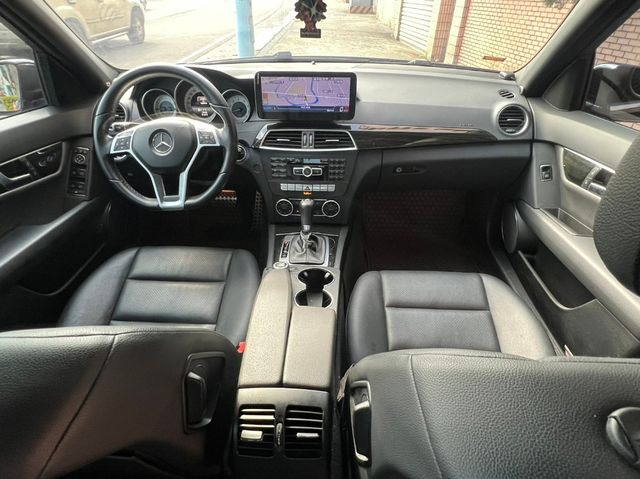 M-BENZ賓士 C250  第8張相片