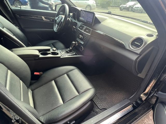 M-BENZ賓士 C250  第11張相片
