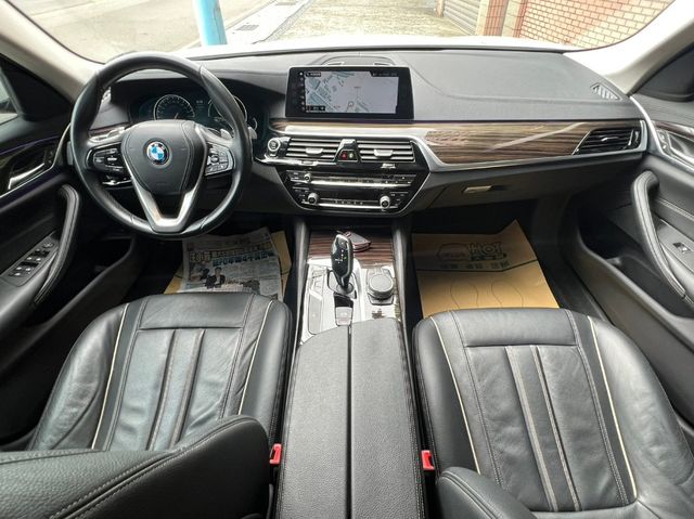 BMW寶馬 520D  第7張相片