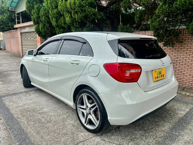 M-BENZ賓士 A180  第2張相片