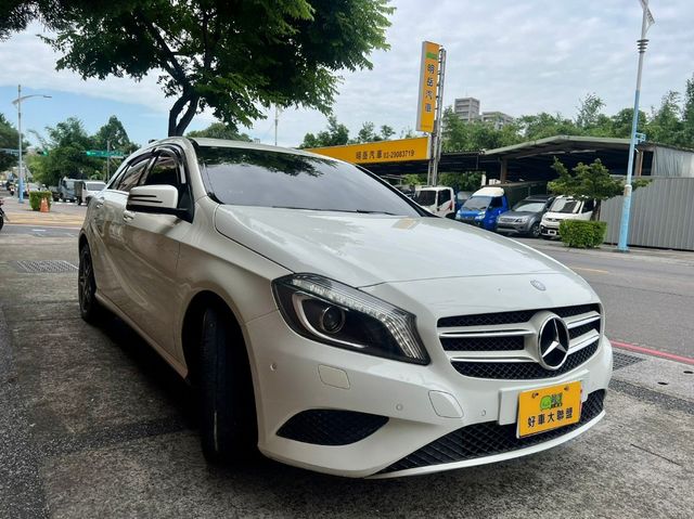 M-BENZ賓士 A180  第5張相片