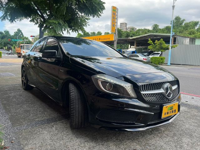 M-BENZ賓士 A250  第5張相片