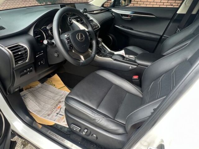 LEXUS凌志 NX300H  第7張相片