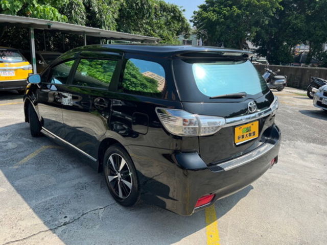 TOYOTA豐田 WISH  第2張相片