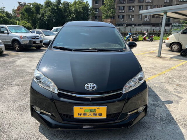TOYOTA豐田 WISH  第3張相片