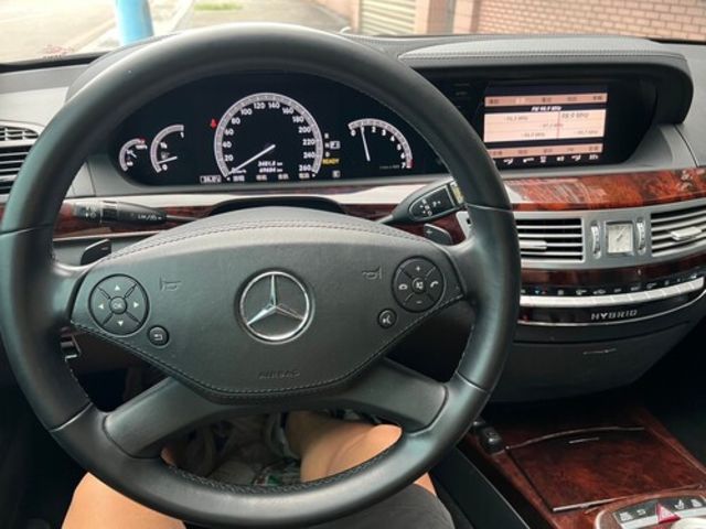 M-BENZ賓士 S400H  第10張相片