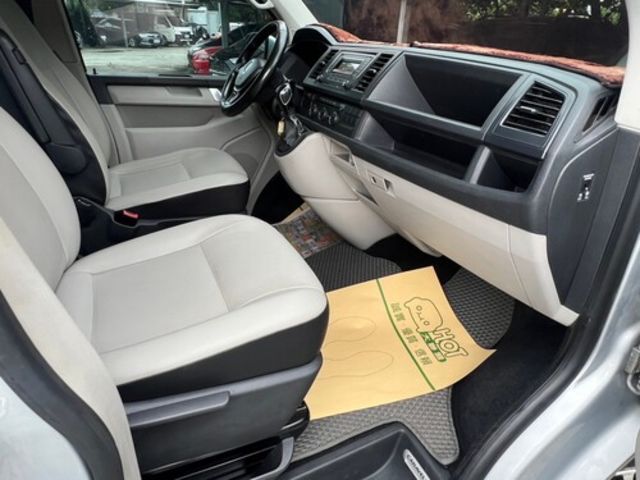 VOLKSWAGEN福斯 T6 CARAVELLE  第10張相片