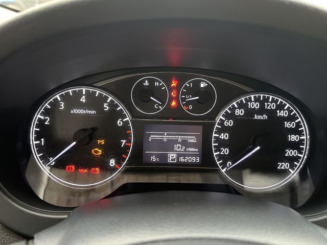 NISSAN日產 TIIDA  第10張相片