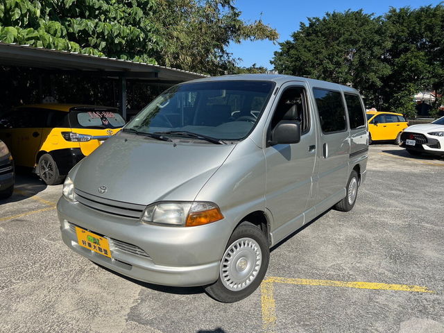 TOYOTA豐田 HIACE  第1張相片