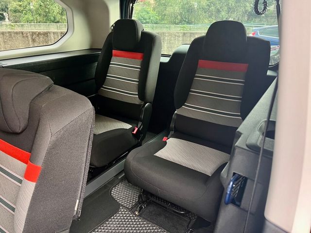 CITROEN雪鐵龍 BERLINGO  第9張相片