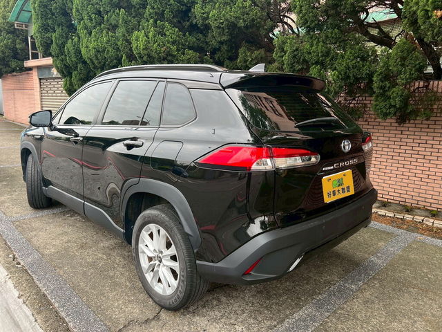 TOYOTA豐田 COROLLA CROSS HYBRID  第2張相片