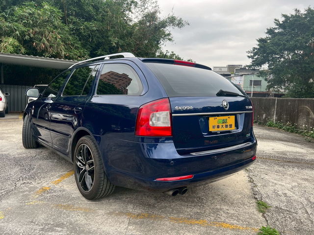 SKODA司科達 OCTAVIA COMBI  第2張相片