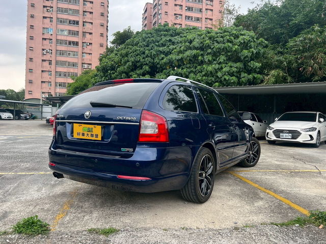 SKODA司科達 OCTAVIA COMBI  第6張相片