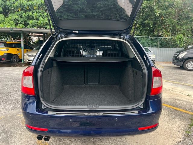 SKODA司科達 OCTAVIA COMBI  第13張相片