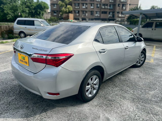 TOYOTA豐田 ALTIS  第6張相片