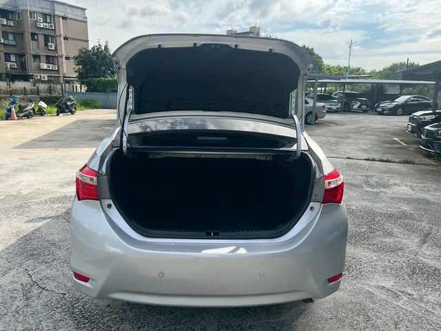 TOYOTA豐田 ALTIS  第13張相片