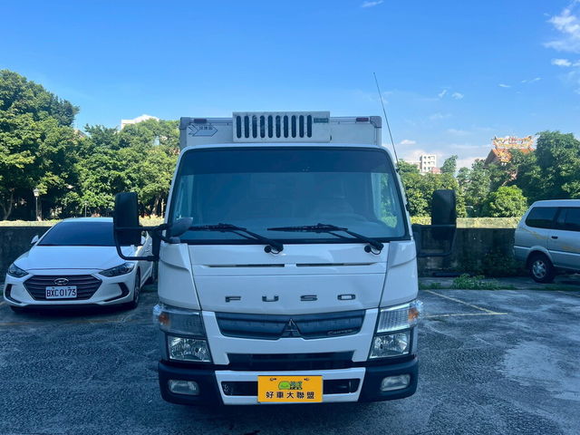MITSUBISHI三菱 CANTER  第3張相片