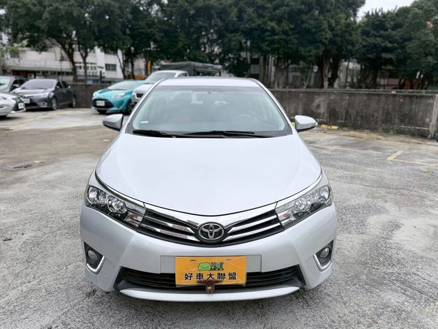 TOYOTA豐田 ALTIS  第3張相片