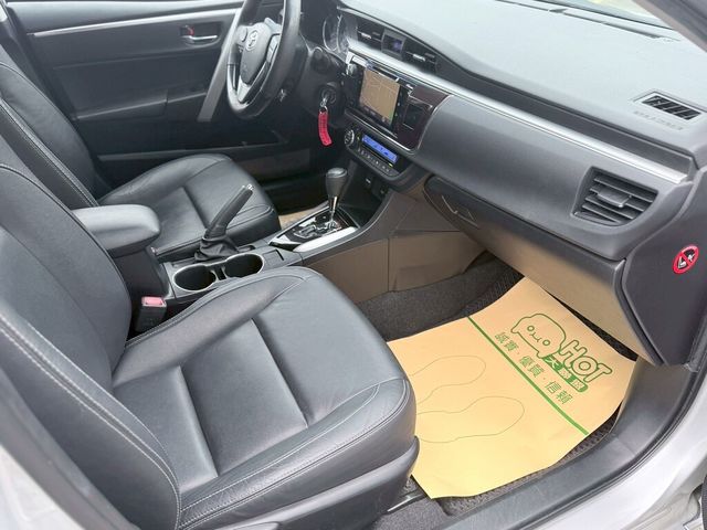 TOYOTA豐田 ALTIS  第11張相片