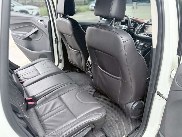 FORD福特 KUGA  第14張相片