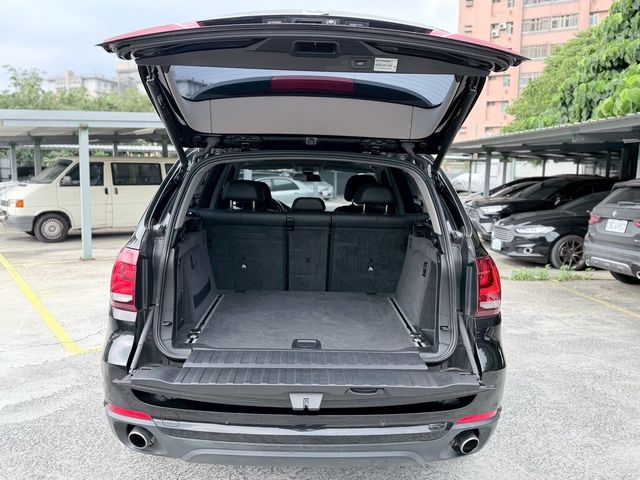 BMW寶馬 X5 XDRIVE35I  第14張相片