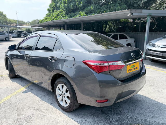 TOYOTA豐田 ALTIS  第2張相片