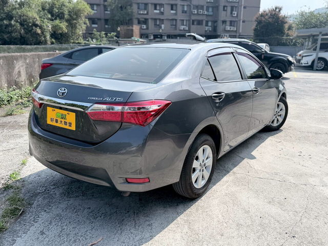 TOYOTA豐田 ALTIS  第6張相片