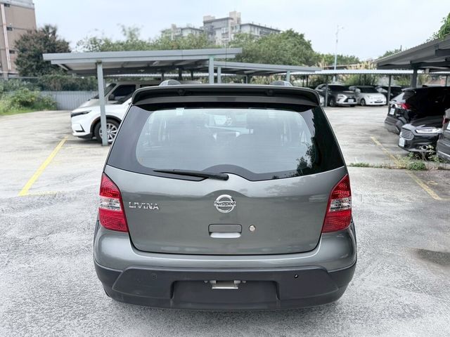 NISSAN日產 LIVINA  第4張相片
