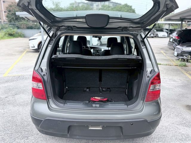 NISSAN日產 LIVINA  第13張相片