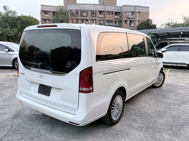 M-BENZ賓士 V250 D  第2張相片