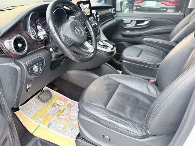 M-BENZ賓士 V250 D  第7張相片