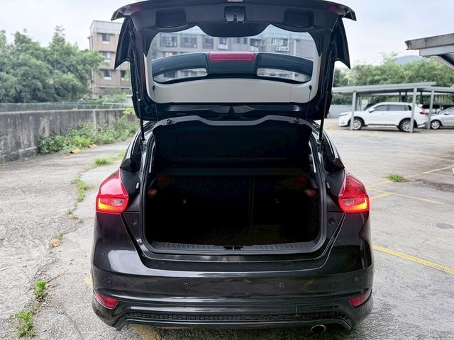 FORD福特 FOCUS  第14張相片
