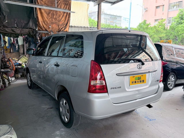TOYOTA豐田 INNOVA  第2張相片