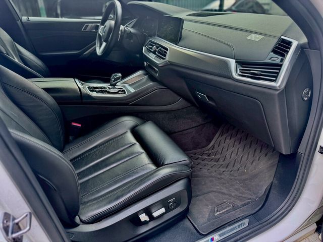 BMW寶馬 X6 M  第12張相片
