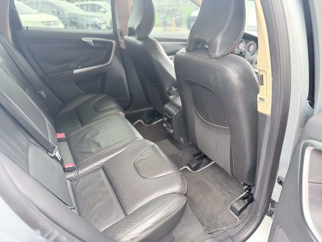 VOLVO富豪 XC60  第12張相片