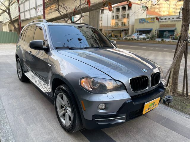 BMW寶馬 X5  第2張相片