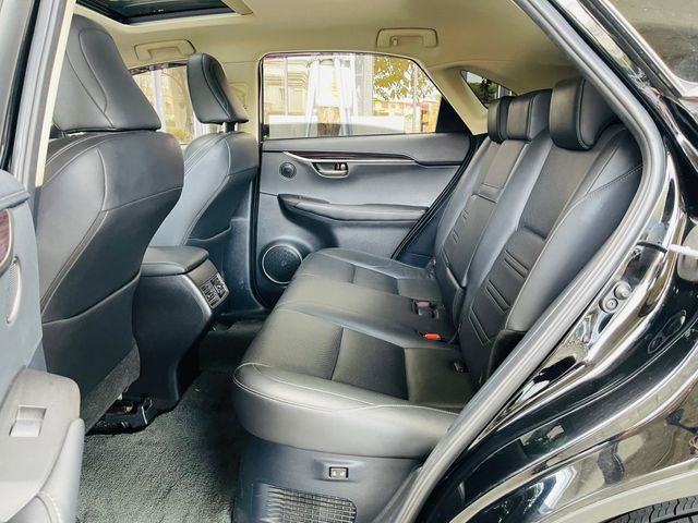 LEXUS凌志 NX300H  第8張相片